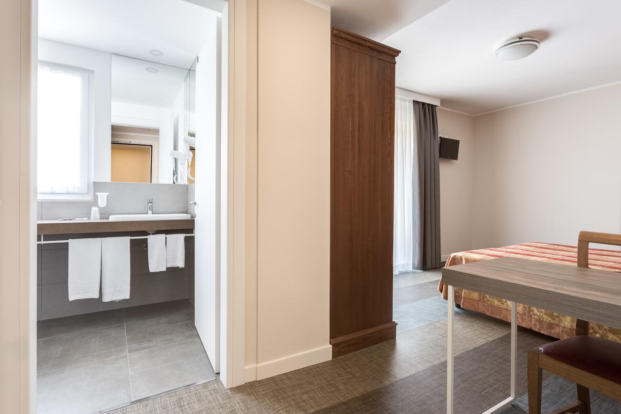 Hotel Europa Garde Extérieur photo