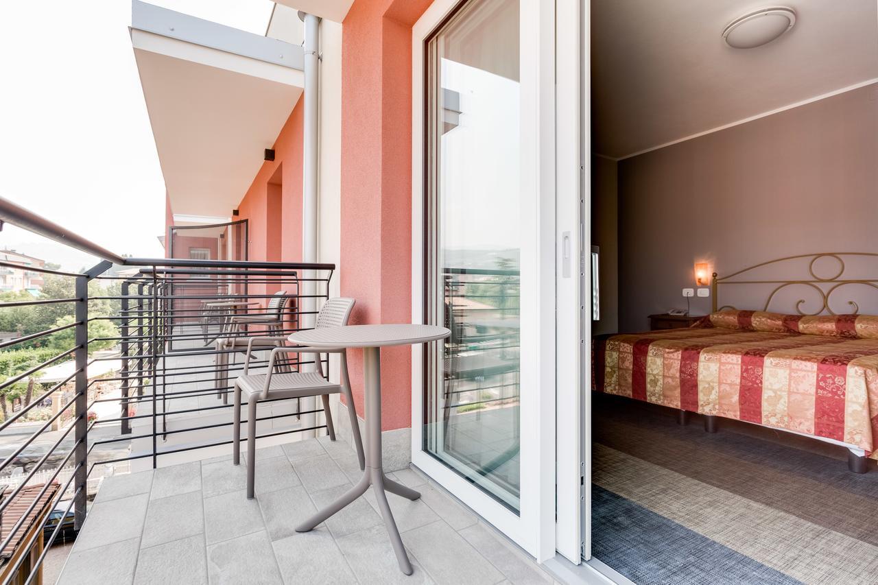 Hotel Europa Garde Extérieur photo